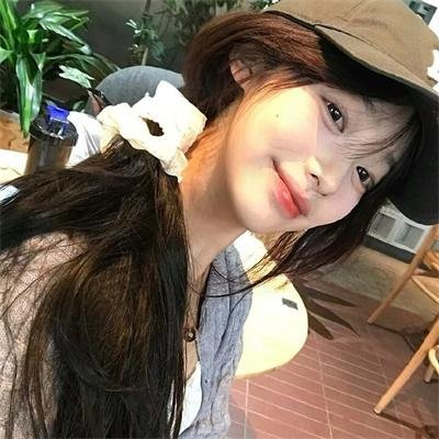 圈养的妇女